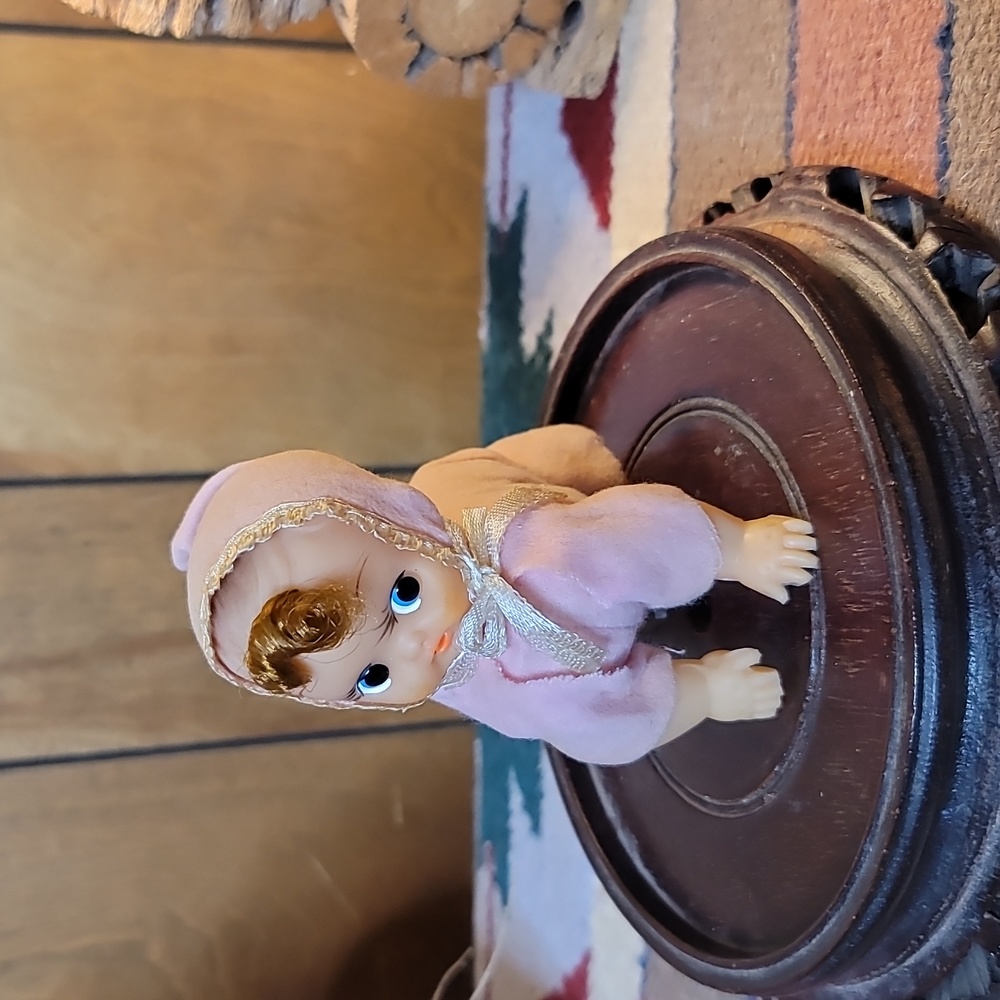Cute retro vintage demonic scoliosis baby wind up crawling toy